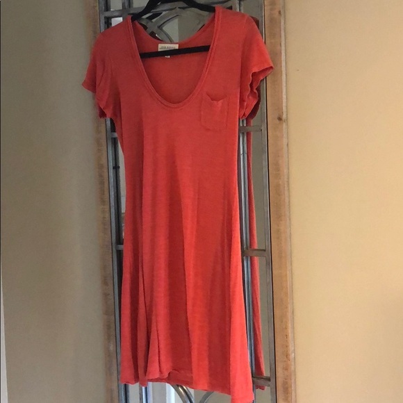 Josh Podoll Beach cover-up - Picture 1 of 5